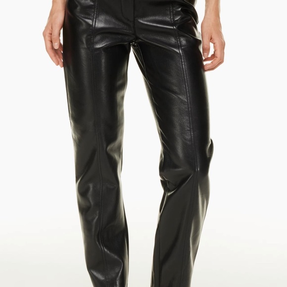 Aritzia Wilfred
Rebel Pant - Picture 2 of 3